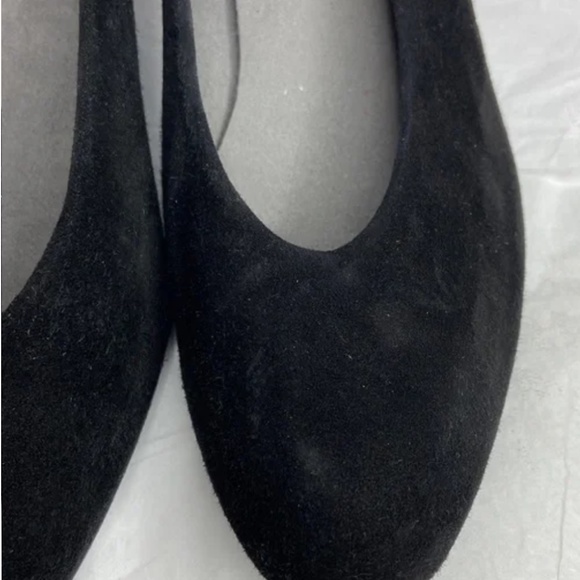 Stuart Weitzman black leather 2.5” wedge size 9 1/2 almost like new condition - Picture 8 of 13